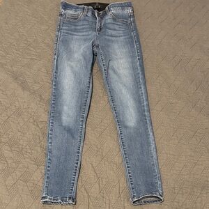 LuLaRoe Medium/Light Blue Skinny Jeans 26 Luxe Elastic